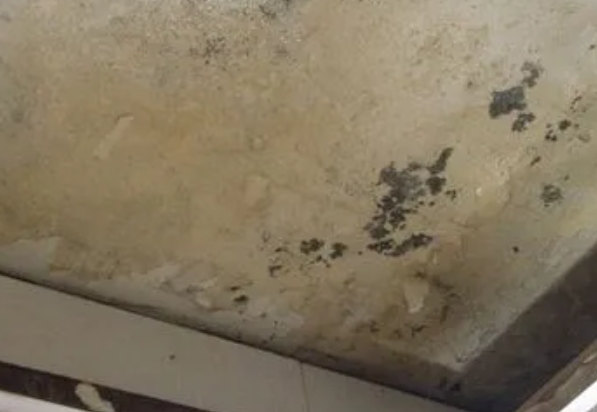 漠河阳台漏水维修公司分享下漠河卫生间渗水维修需要注意哪些问题。